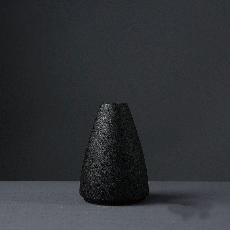 Soliflore céramique noire artisanale — vue ensemble collection