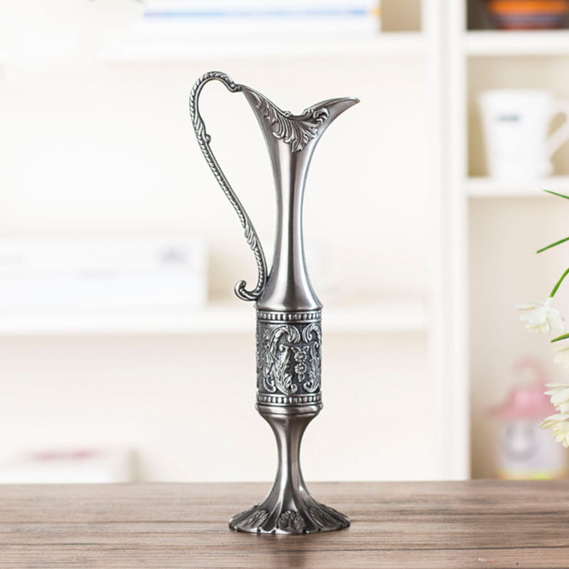 Vase alliage bronze — détail finition premium