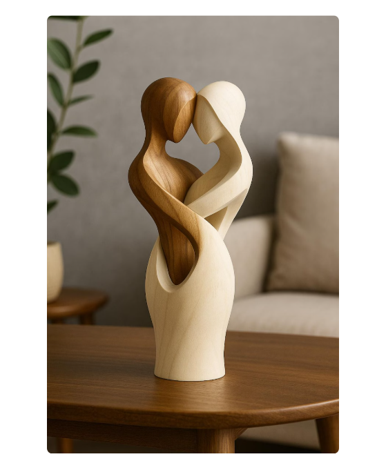 Figurine décorative couple bois — art moderne maison